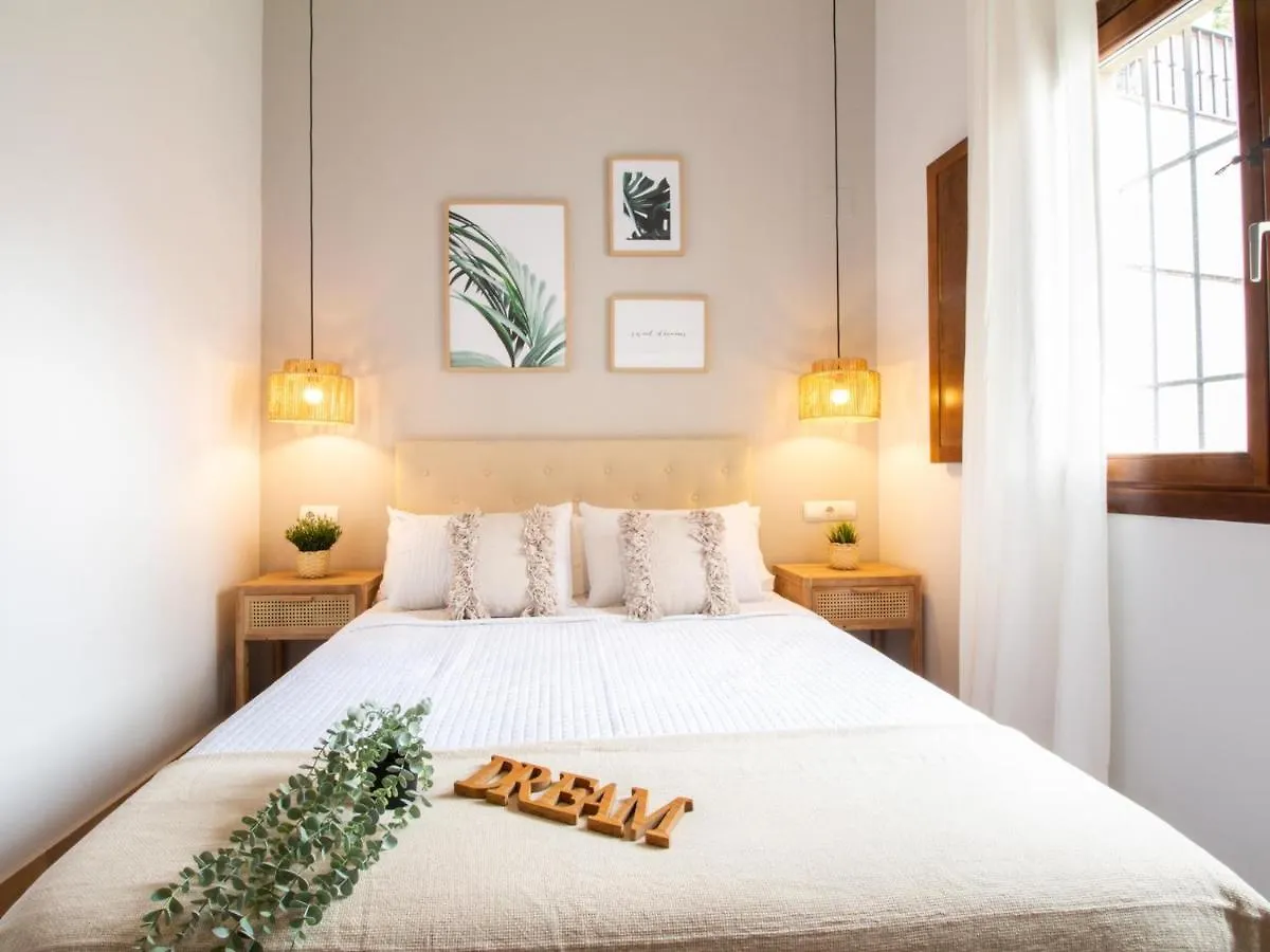 Apartamento Junto Al Albaicin Con Patio 그라나다 0*,  스페인