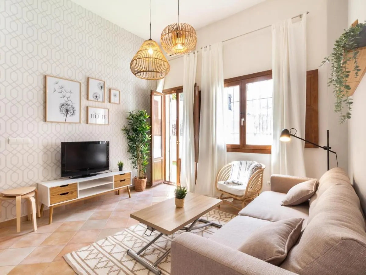 Apartamento Junto Al Albaicin Con Patio 그라나다 0*,